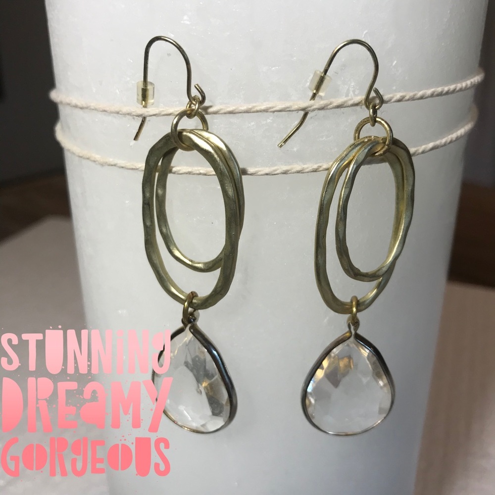 Stunning gold/crystal drop earrings